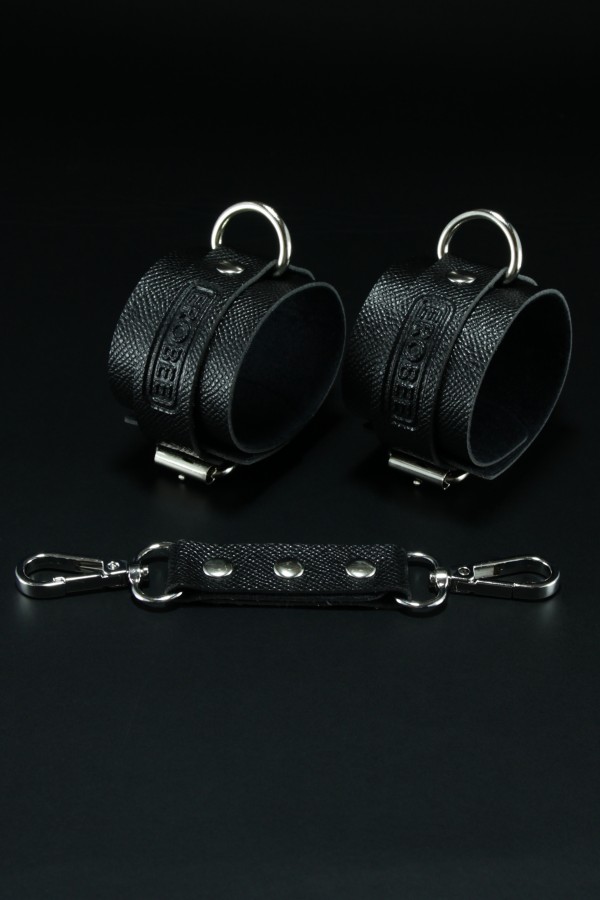 Erobee Fantazi Kelepçe | BDSM Cuff Vegan Deri Origin Serisi - Siyah Erobee Fantazi Kelepçe | BDSM Cuff Vegan Deri Origin Serisi - Siyah