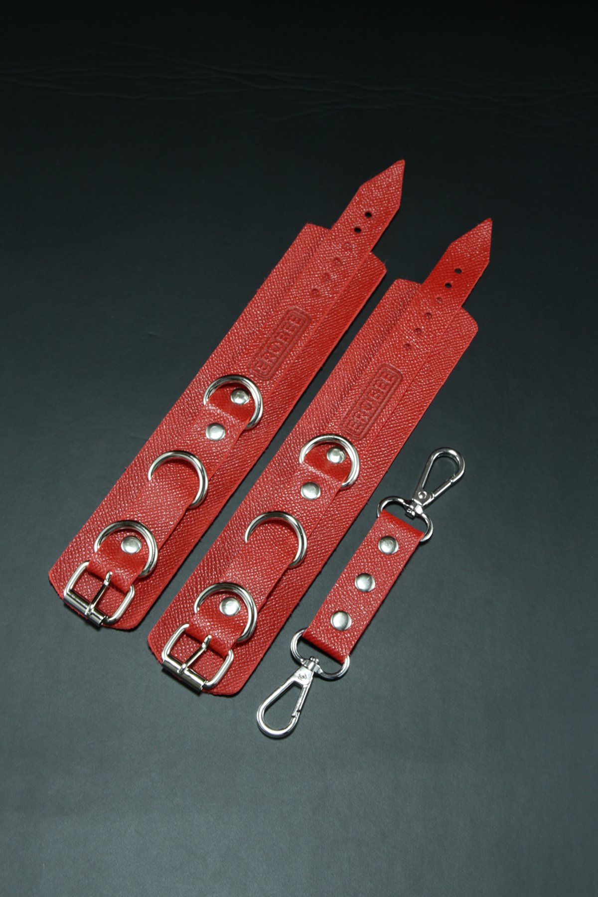 Erobee BDSM Cuff | Bondage Kelepçe Vegan Deri Origin Serisi - Kırmızı 