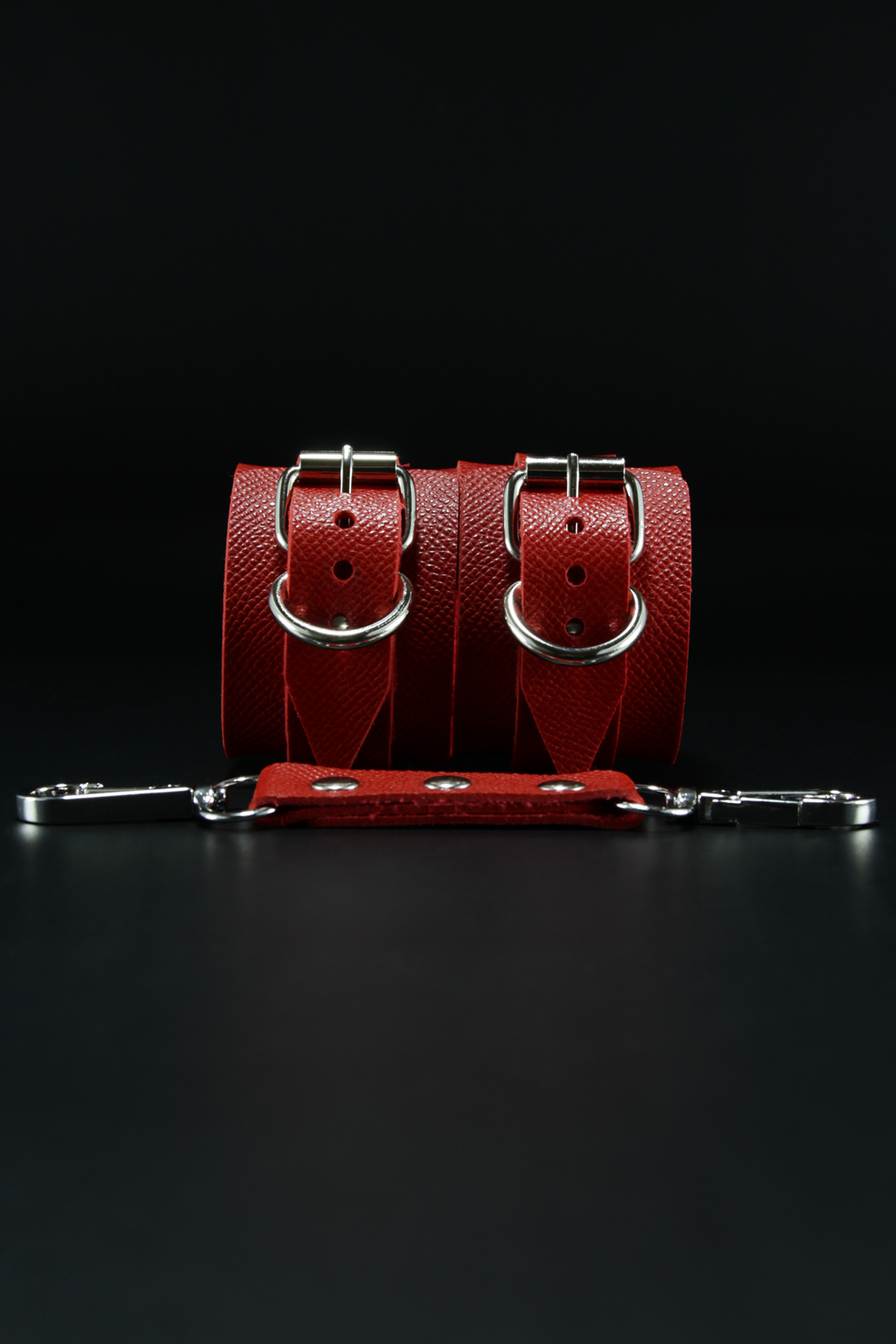 Erobee BDSM Cuff | Bondage Kelepçe Vegan Deri Origin Serisi - Kırmızı 