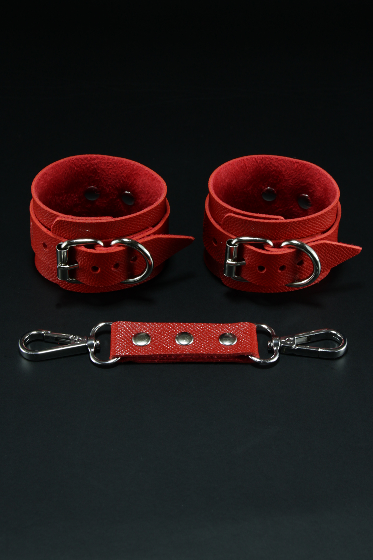Erobee BDSM Cuff | Bondage Kelepçe Vegan Deri Origin Serisi - Kırmızı 
