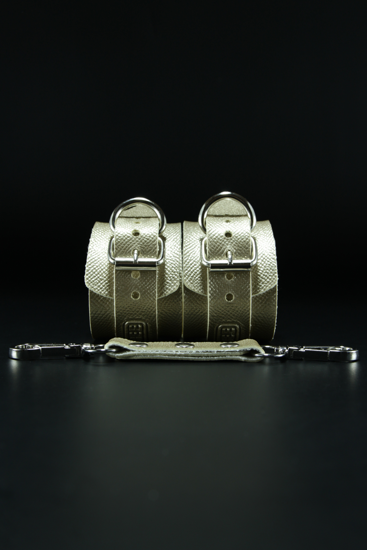 Erobee Bondage Kelepçe | BDSM Cuff Vegan Deri Origin Serisi -Gold 