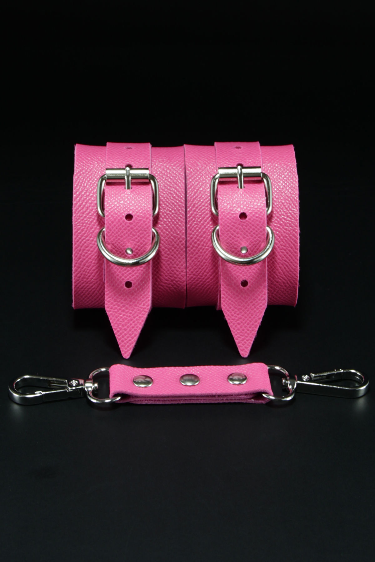 Erobee Ayak Kelepçesi | BDSM Ankle Cuff Premium Vegan Deri Origin Serisi - Fuşya Erobee Ayak Kelepçesi | BDSM Ankle Cuff Premium Vegan Deri Origin Serisi - Fuşya