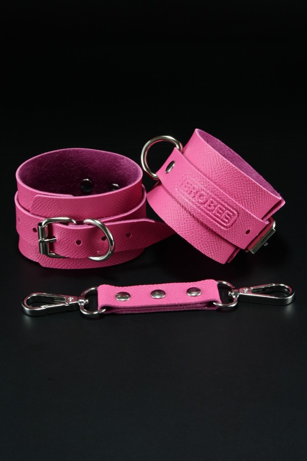 Erobee Ayak Kelepçesi | BDSM Ankle Cuff Premium Vegan Deri Origin Serisi - Fuşya Erobee Ayak Kelepçesi | BDSM Ankle Cuff Premium Vegan Deri Origin Serisi - Fuşya