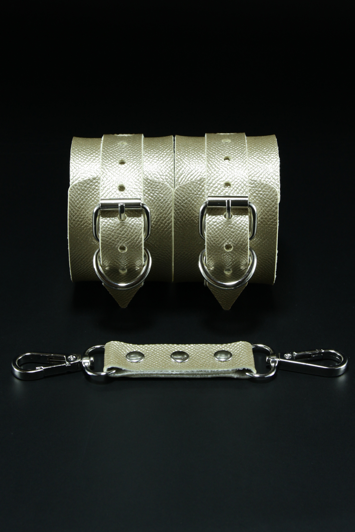Erobee BDSM Ayak Kelepçesi | Ankle Cuff Premium Vegan Deri Origin Serisi - Gold Erobee BDSM Ayak Kelepçesi | Ankle Cuff Premium Vegan Deri Origin Serisi - Gold
