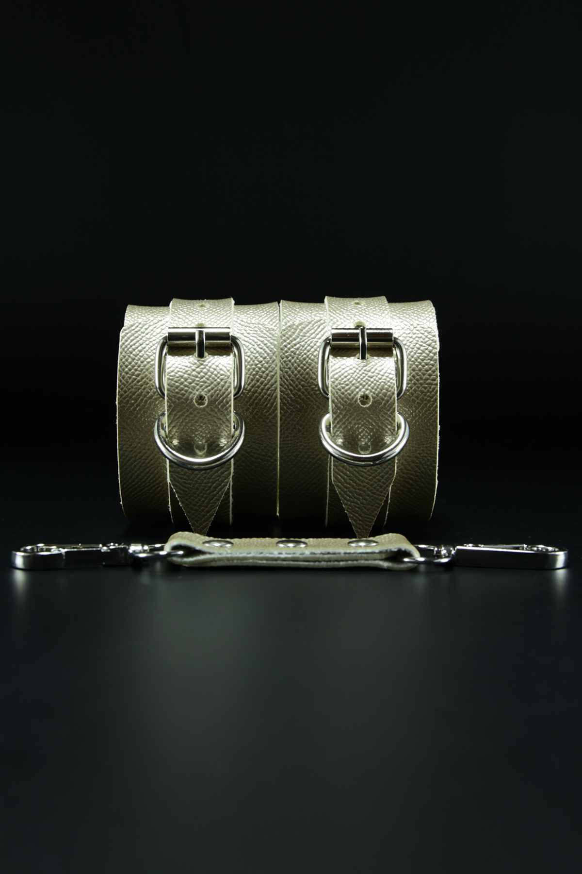 Erobee BDSM Ayak Kelepçesi | Ankle Cuff Premium Vegan Deri Origin Serisi - Gold Erobee BDSM Ayak Kelepçesi | Ankle Cuff Premium Vegan Deri Origin Serisi - Gold