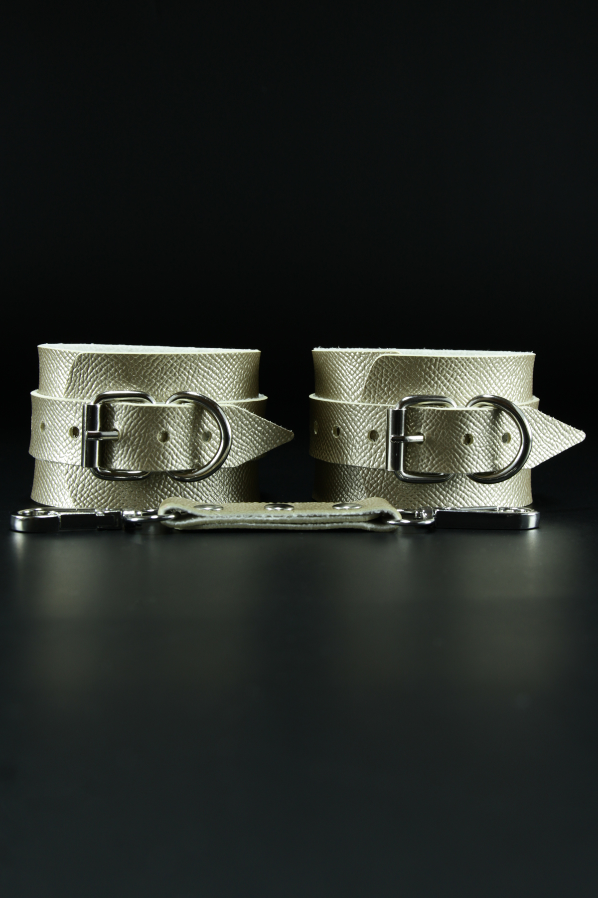 Erobee BDSM Ayak Kelepçesi | Ankle Cuff Premium Vegan Deri Origin Serisi - Gold Erobee BDSM Ayak Kelepçesi | Ankle Cuff Premium Vegan Deri Origin Serisi - Gold