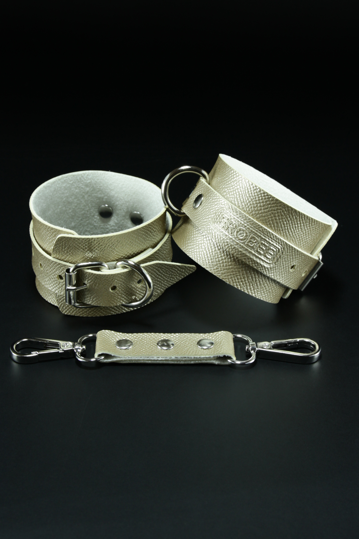 Erobee BDSM Ayak Kelepçesi | Ankle Cuff Premium Vegan Deri Origin Serisi - Gold Erobee BDSM Ayak Kelepçesi | Ankle Cuff Premium Vegan Deri Origin Serisi - Gold