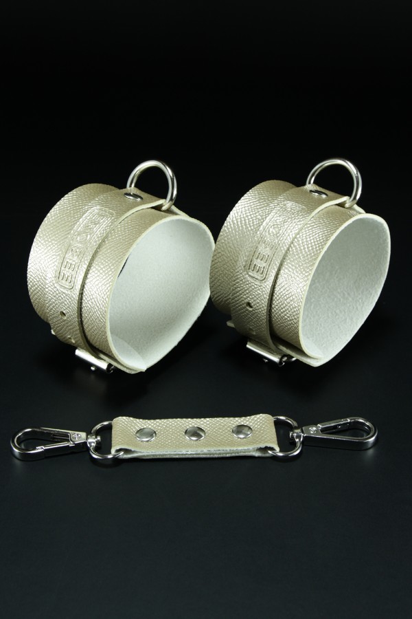 Erobee BDSM Ayak Kelepçesi | Ankle Cuff Premium Vegan Deri Origin Serisi - Gold Erobee BDSM Ayak Kelepçesi | Ankle Cuff Premium Vegan Deri Origin Serisi - Gold