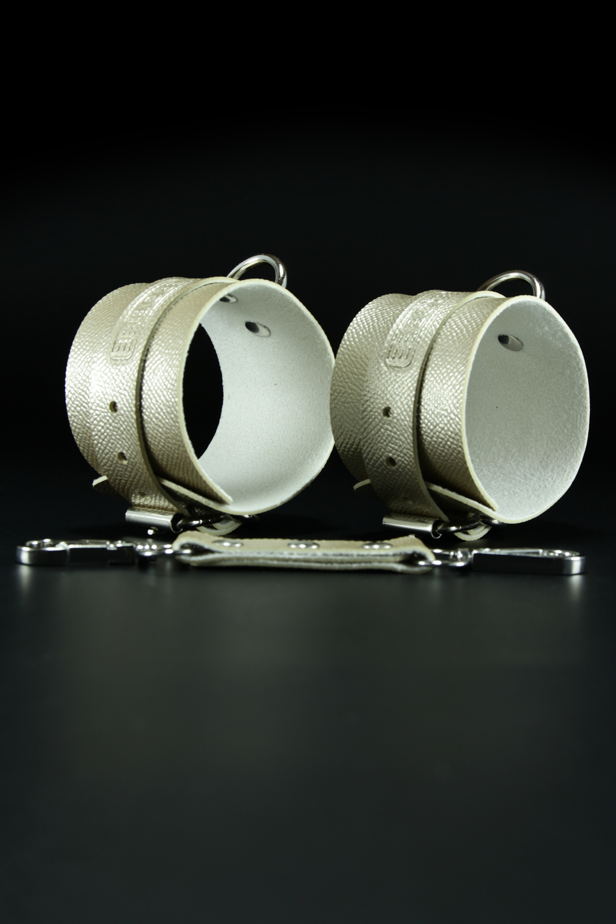Erobee BDSM Ayak Kelepçesi | Ankle Cuff Premium Vegan Deri Origin Serisi - Gold Erobee BDSM Ayak Kelepçesi | Ankle Cuff Premium Vegan Deri Origin Serisi - Gold