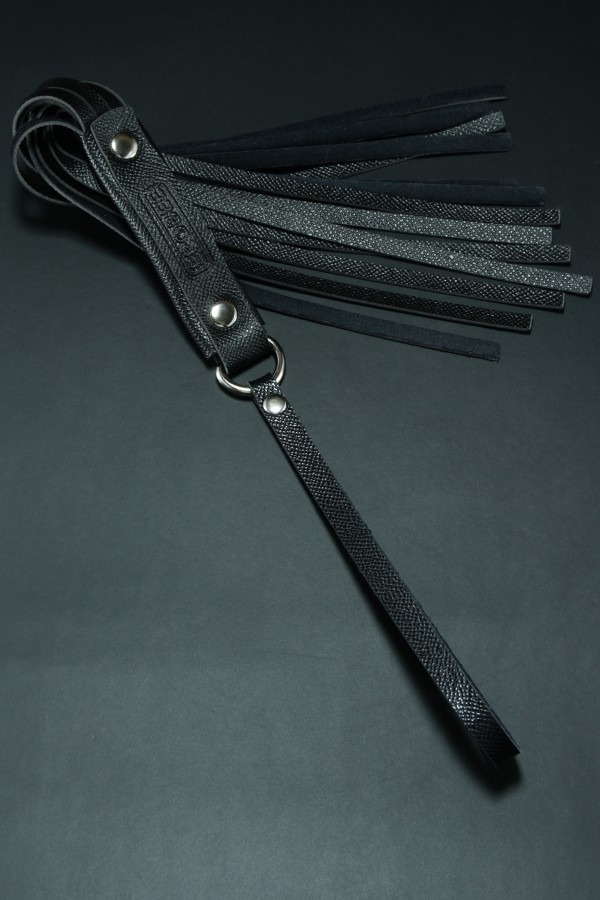 Erobee Fantazi Kırbaç | Vajinal Flogger Premium Vegan Deri Origin Serisi - Siyah