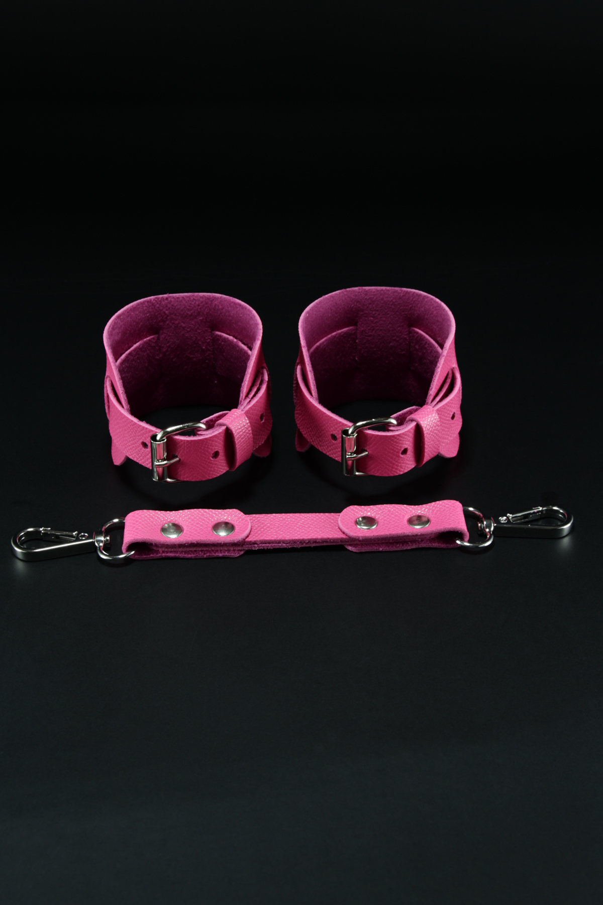 Erobee Fantazi Ayak Kelepçesi | Özel Tasarım BDSM Cuff Vegan Deri Between Serisi - Fuşya