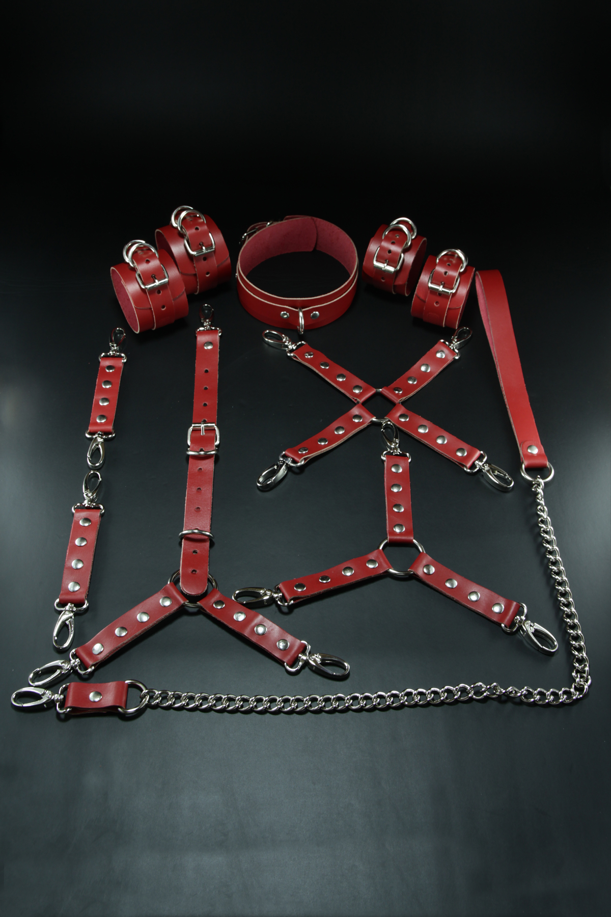 Erobee BDSM Set 6 Ürün 11 Parça Semi Vegetal Hakiki Deri Origin Optima Serisi - Kırmızı Erobee BDSM Set 6 Ürün 11 Parça Semi Vegetal Hakiki Deri Origin Optima Serisi - Kırmızı