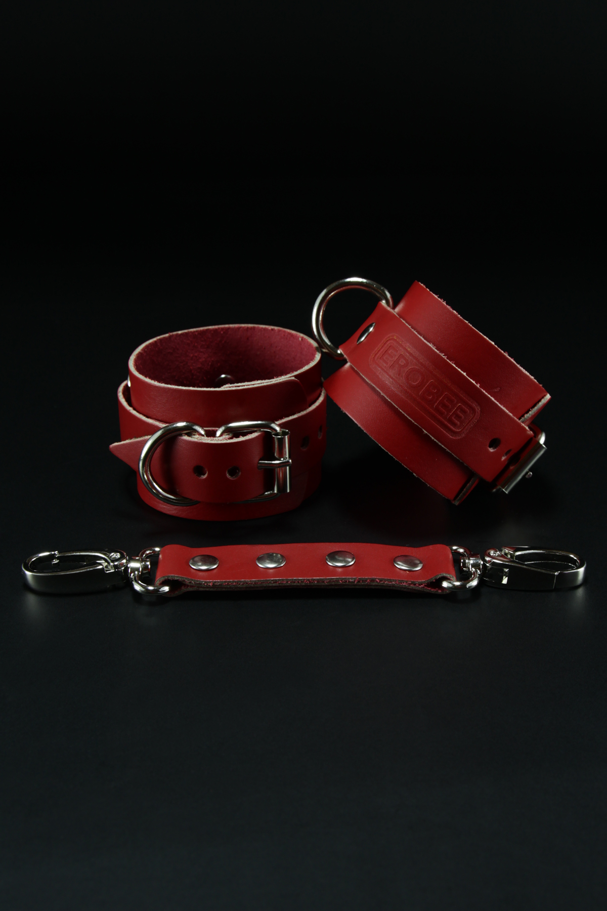 Erobee BDSM Set 6 Ürün 11 Parça Semi Vegetal Hakiki Deri Origin Optima Serisi - Kırmızı Erobee BDSM Set 6 Ürün 11 Parça Semi Vegetal Hakiki Deri Origin Optima Serisi - Kırmızı