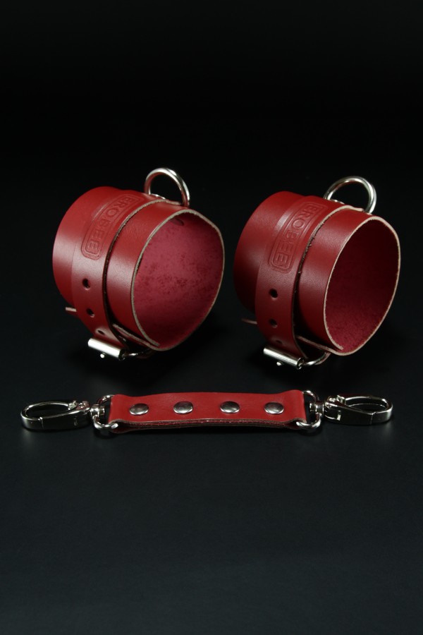 Erobee Hakiki Deri Fantezi El Ayak Kelepçeli Hogtie Seti X Aparatlı BDSM Set Origin Optima Serisi - Kırmızı Erobee Hakiki Deri Fantezi El Ayak Kelepçeli Hogtie Seti X Aparatlı BDSM Set Origin Optima Serisi - Kırmızı