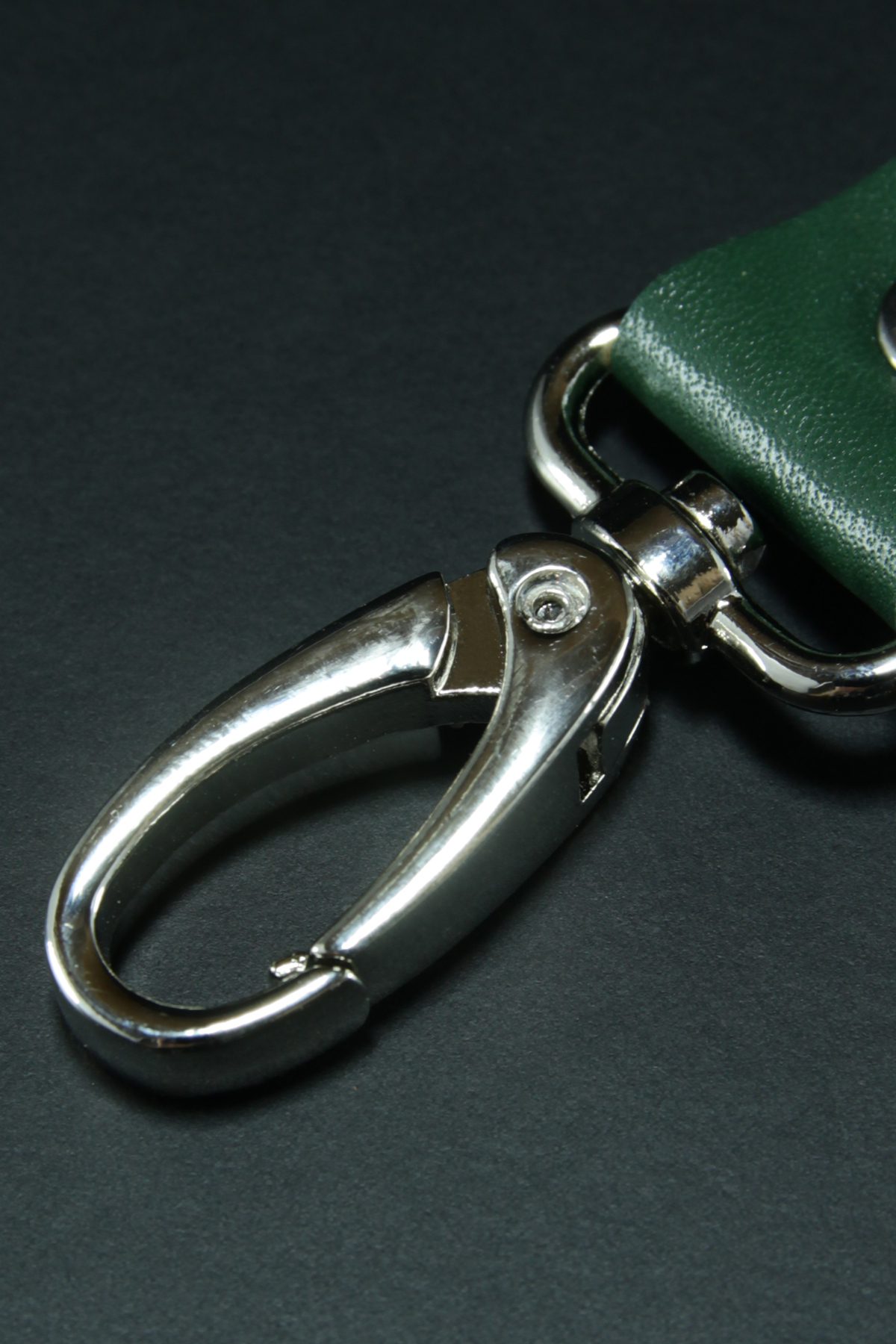 Erobee Hakiki Deri Full Fantazi Bondage Seti 11 Parça Origin Optima Serisi - Yeşil Erobee Hakiki Deri Full Fantazi Bondage Seti 11 Parça Origin Optima Serisi - Yeşil