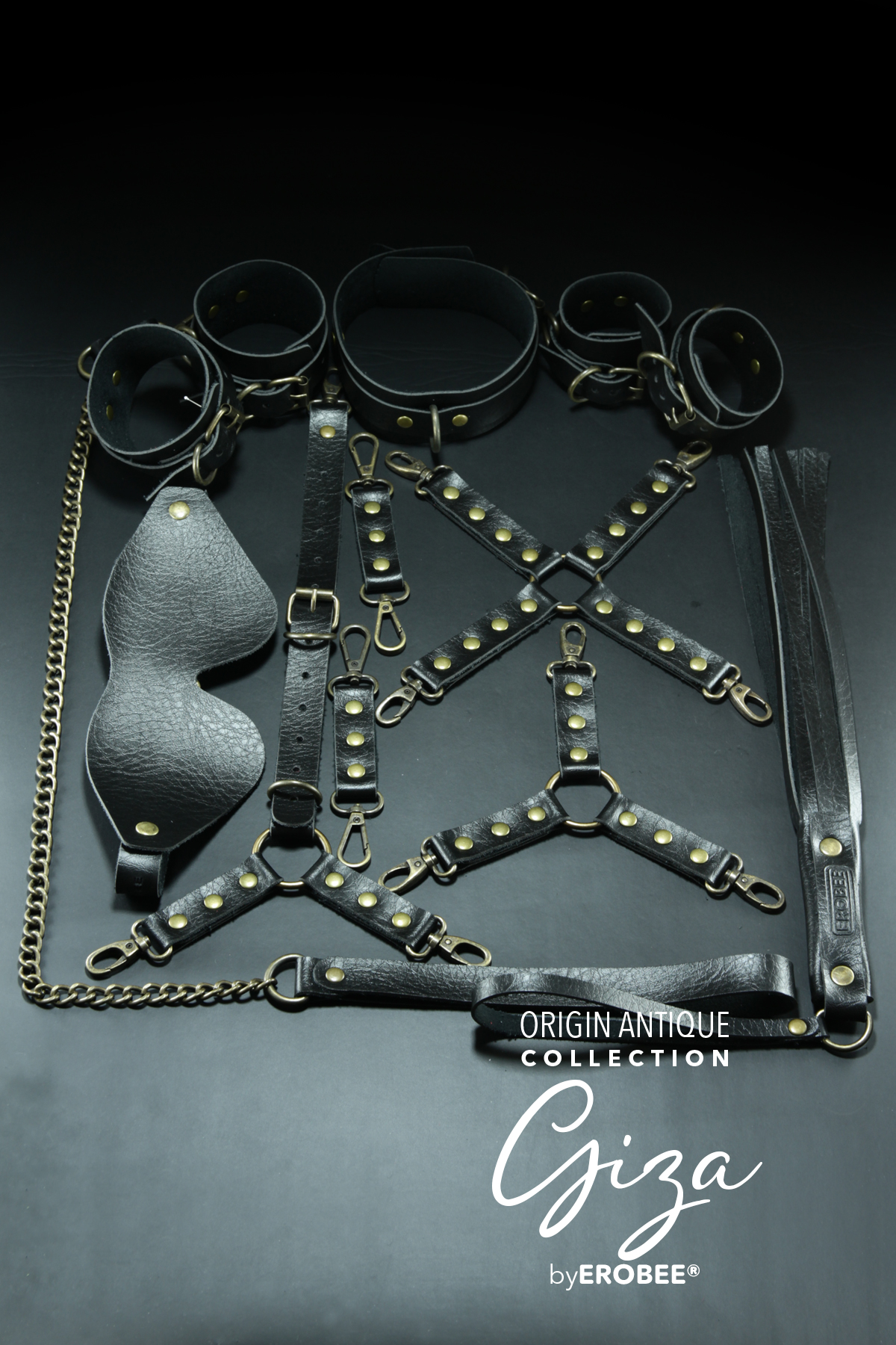 Erobee 13 Parça Premium Vegan Deri BDSM Fantezi Kelepçe Seti Origin Antik Serisi Giza - Siyah Erobee 13 Parça Premium Vegan Deri BDSM Fantezi Kelepçe Seti Origin Antik Serisi Giza - Siyah