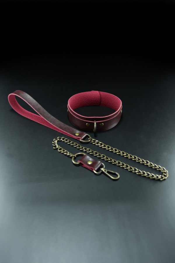 Erobee BDSM Fantezi Tasması Antik Metal Aksamlı Premium Vegan Deri Origin Antik Serisi Ninova - Vişne Erobee BDSM Fantezi Tasması Antik Metal Aksamlı Premium Vegan Deri Origin Antik Serisi Ninova - Vişne