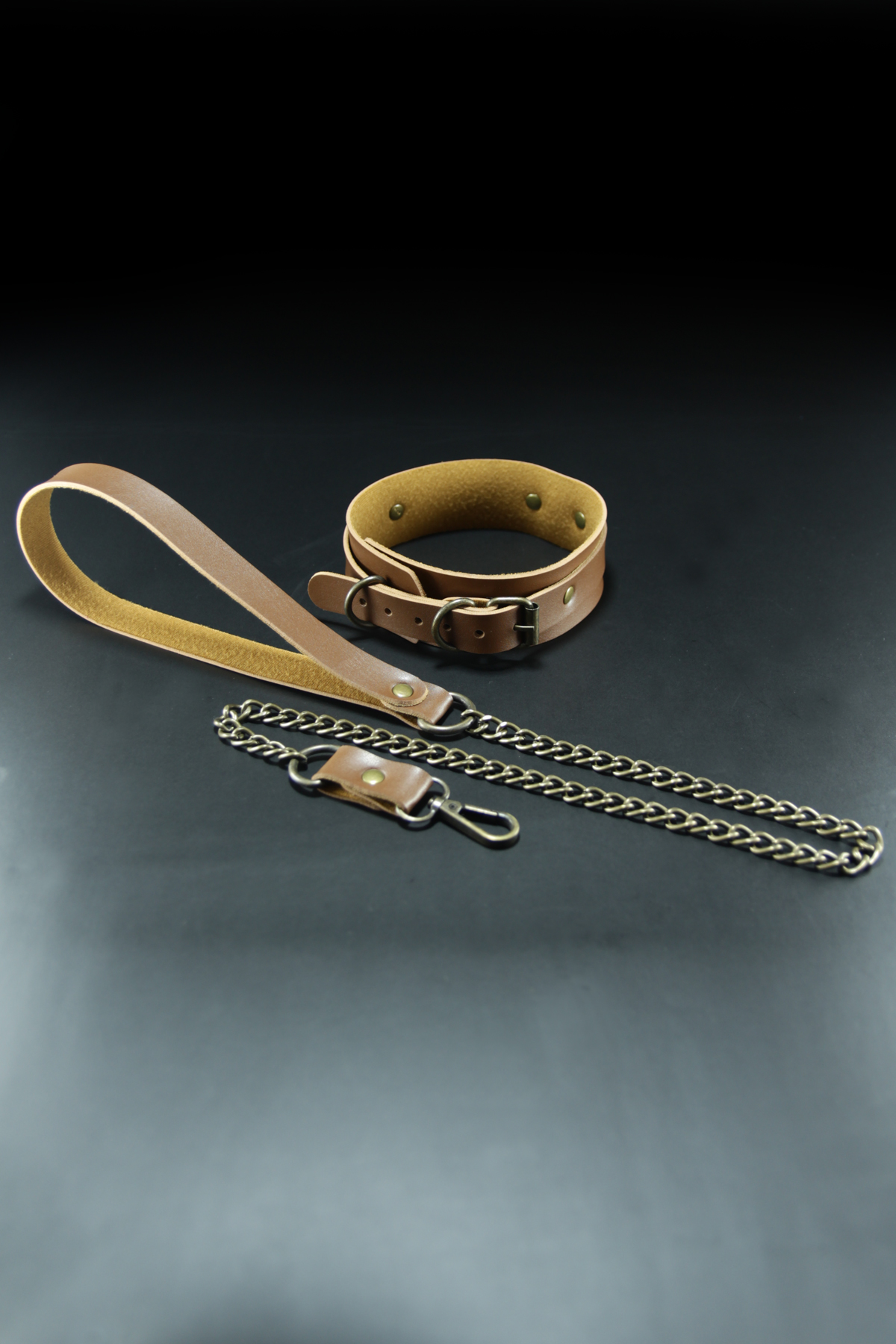 Erobee BDSM Fantezi Tasması Antik Metal Aksamlı Premium Vegan Deri Origin Antik Serisi Petra - Taba Erobee BDSM Fantezi Tasması Antik Metal Aksamlı Premium Vegan Deri Origin Antik Serisi Petra - Taba