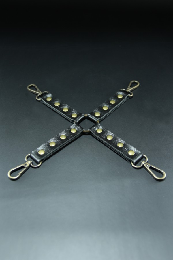 Erobee Çapraz Bağlantı Aparatı X Aparat Antik Metal Aksamlı Premium Vegan Deri Origin Antik Serisi Giza - Siyah Erobee Çapraz Bağlantı Aparatı X Aparat Antik Metal Aksamlı Premium Vegan Deri Origin Antik Serisi Giza - Siyah