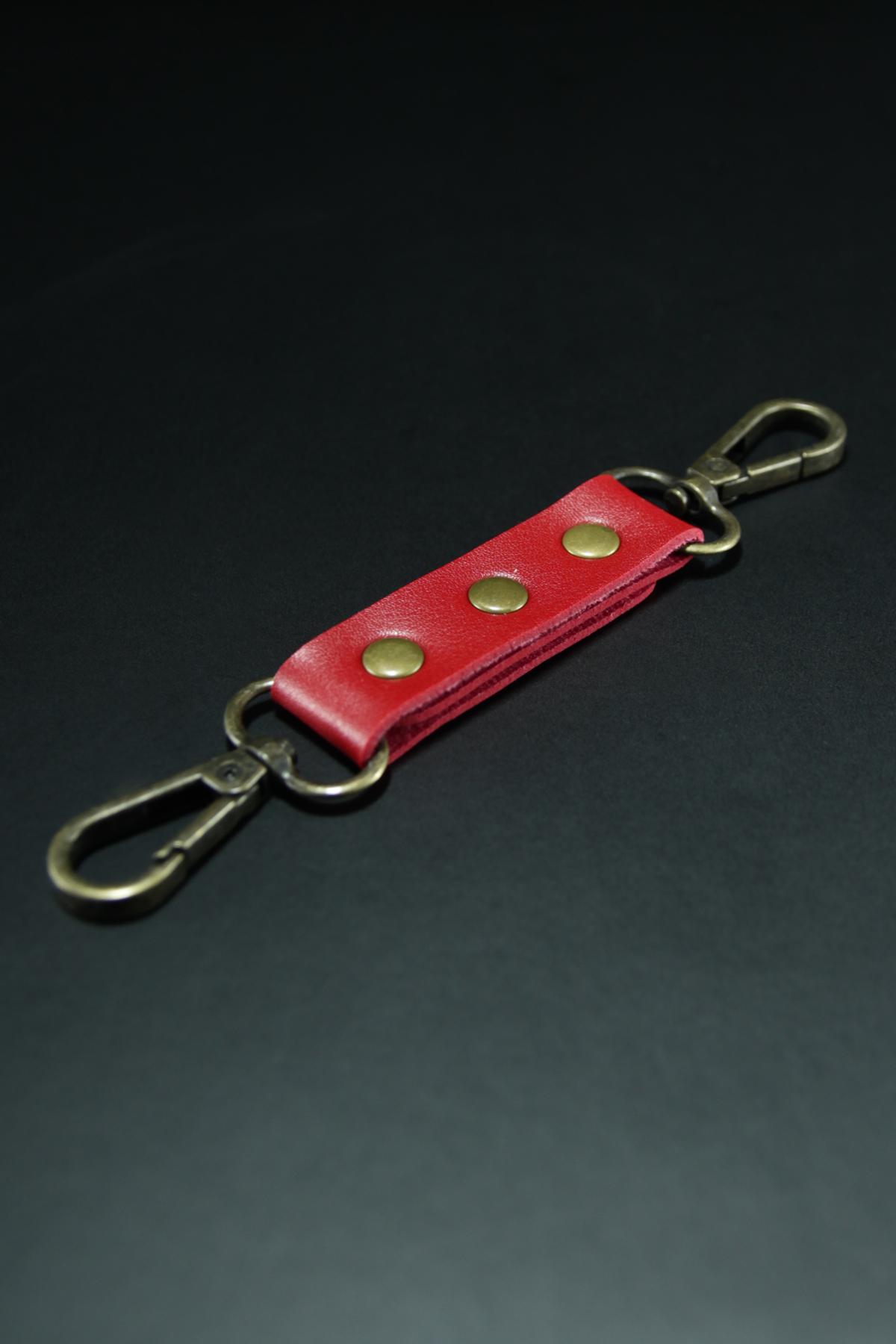 Erobee 13 Parça Premium Vegan Deri BDSM Fantezi Kelepçe Seti Origin Antik Serisi Anatolia - Kırmızı Erobee 13 Parça Premium Vegan Deri BDSM Fantezi Kelepçe Seti Origin Antik Serisi Anatolia - Kırmızı