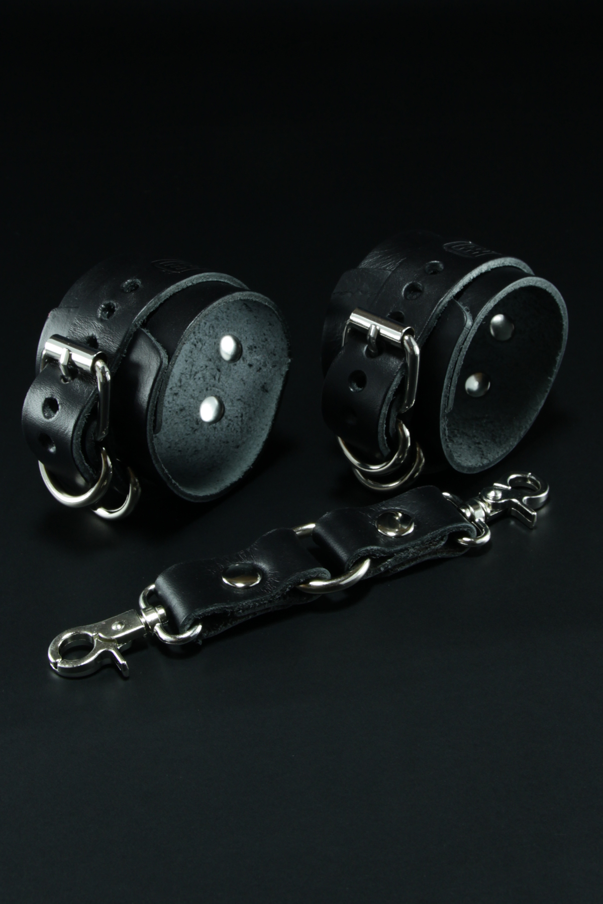 Erobee Hakiki Deri Kelepçe | Profesyonel BDSM Cuff Origin Serisi - Siyah