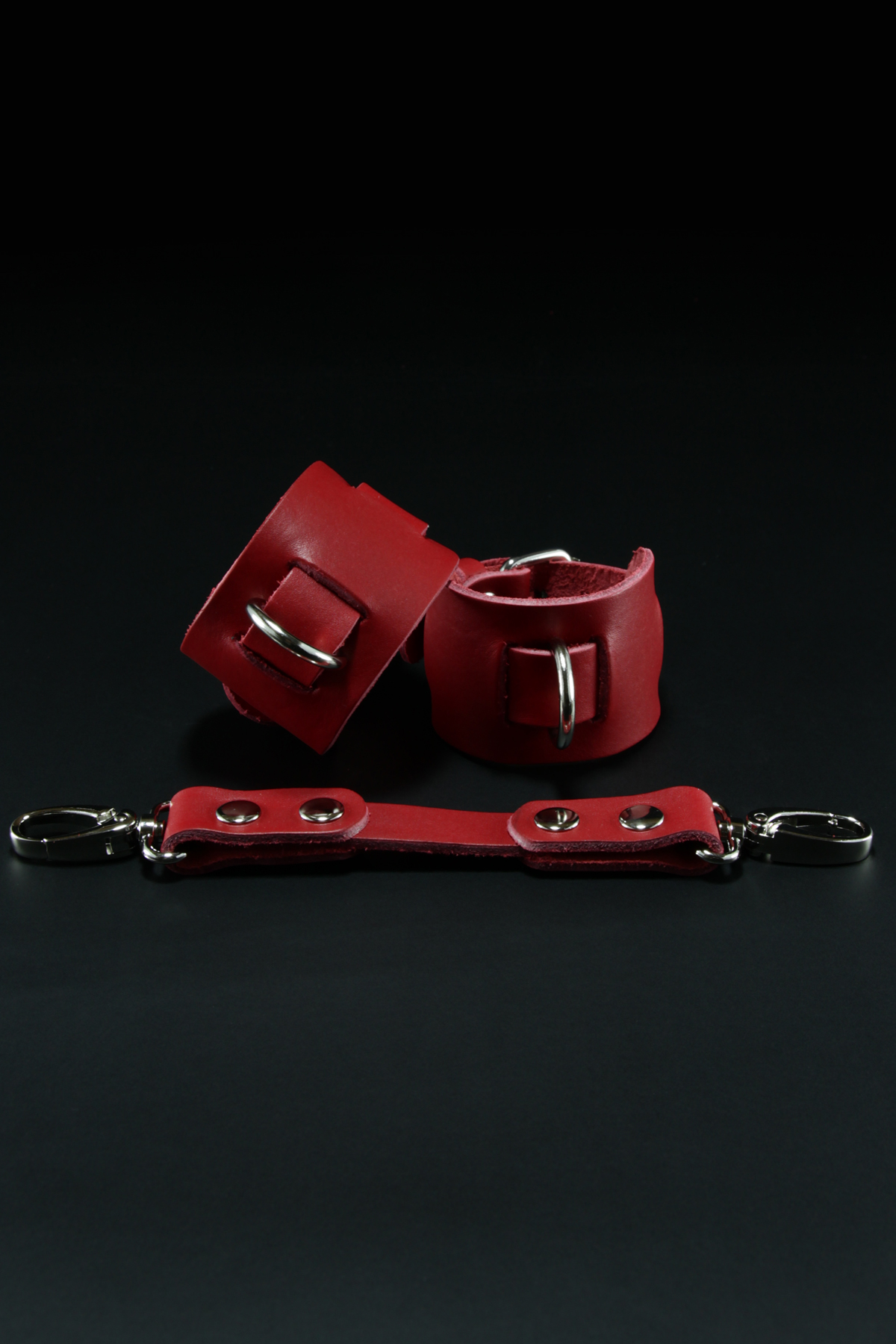 Erobee Hakiki Deri Kelepçe | Özel Tasarım BDSM Cuff Between Serisi - Kırmızı