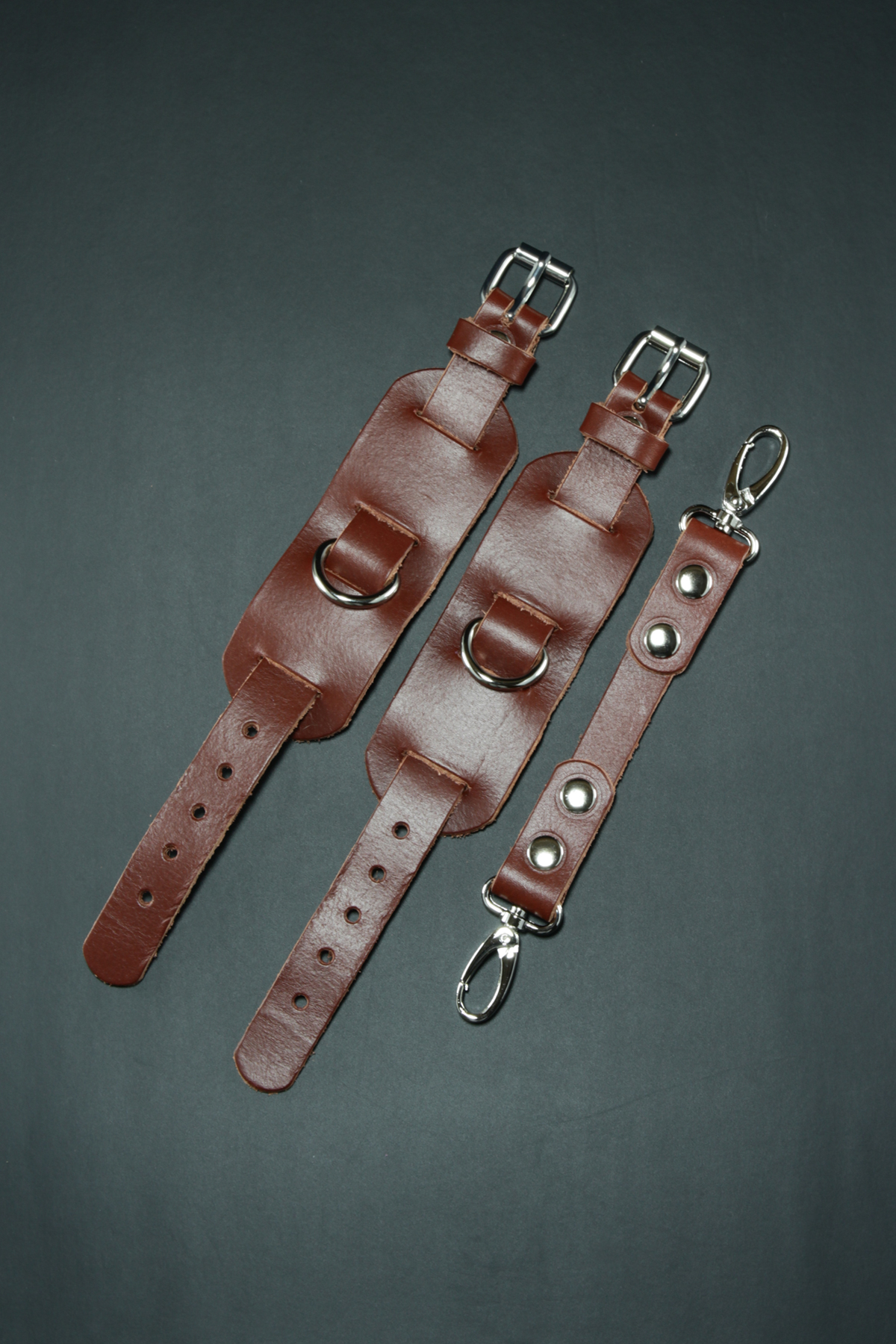 Erobee Hakiki Deri Kelepçe | Özel Tasarım BDSM Cuff Between Serisi - Taba