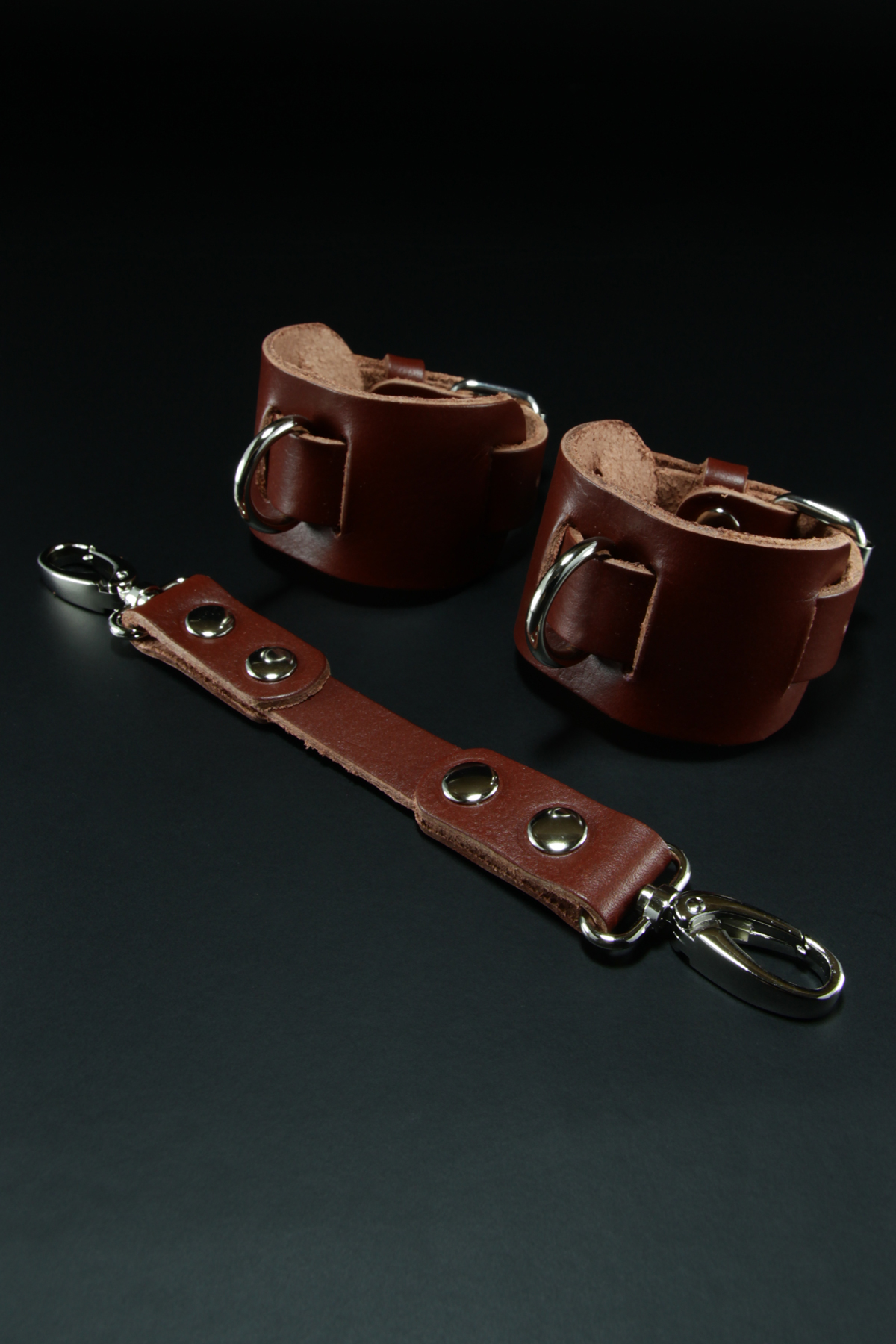 Erobee Hakiki Deri Kelepçe | Özel Tasarım BDSM Cuff Between Serisi - Taba