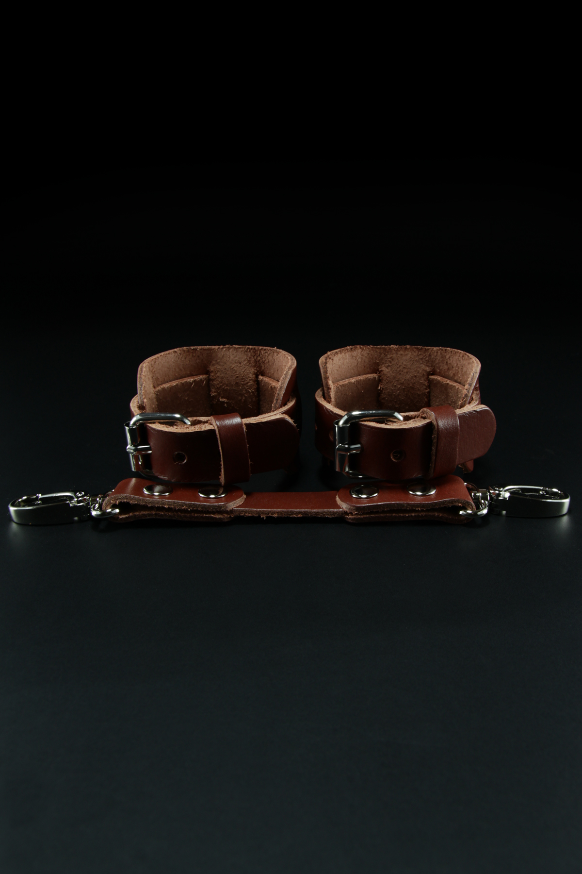 Erobee Hakiki Deri Kelepçe | Özel Tasarım BDSM Cuff Between Serisi - Taba