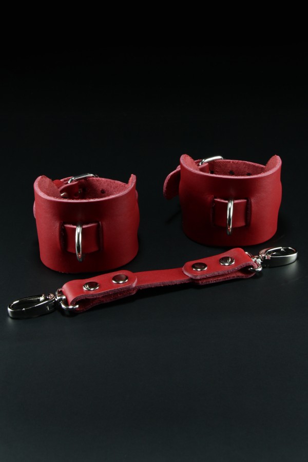 Erobee Hakiki Deri Ayak Kelepçesi | Özel Tasarım Ankle Cuff Between Serisi - Kırmızı Erobee Hakiki Deri Ayak Kelepçesi | Özel Tasarım Ankle Cuff Between Serisi - Kırmızı