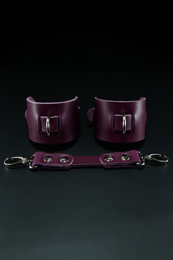 Erobee Hakiki Deri Ayak Kelepçesi | Özel Tasarım Ankle Cuff Between Serisi - Mor Erobee Hakiki Deri Ayak Kelepçesi | Özel Tasarım Ankle Cuff Between Serisi - Mor