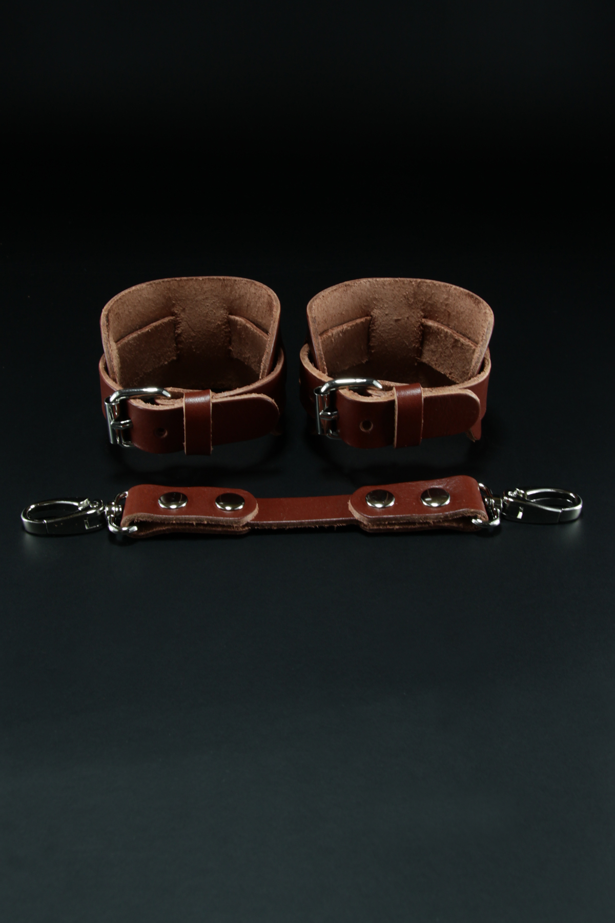 Erobee Hakiki Deri Ayak Kelepçesi | Özel Tasarım Ankle Cuff Between Serisi - Taba Erobee Hakiki Deri Ayak Kelepçesi | Özel Tasarım Ankle Cuff Between Serisi - Taba